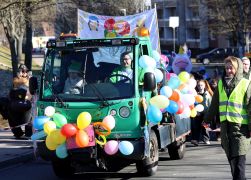 Rosenmontag In Jena Farbe Und Frohsinn Erlebte Winzerla 25